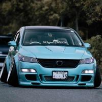 Royal Stance Taçlı Oto Sticker