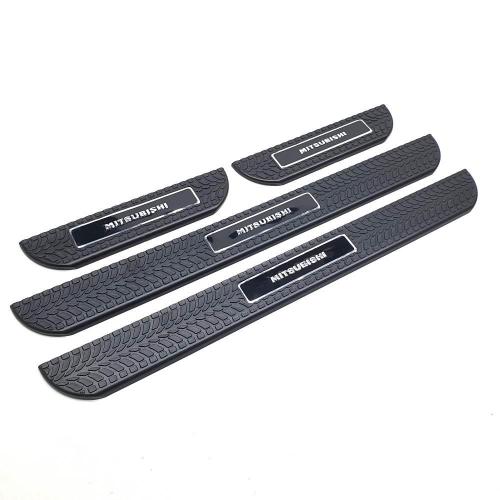 Mitsubishi Kapı Eşiği Koruma Plastik 4 lü Set
