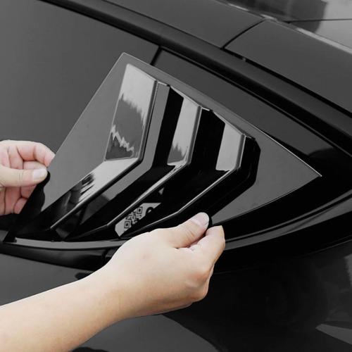 Tesla Model Y Kelebek Cam Vizörü Piano Black